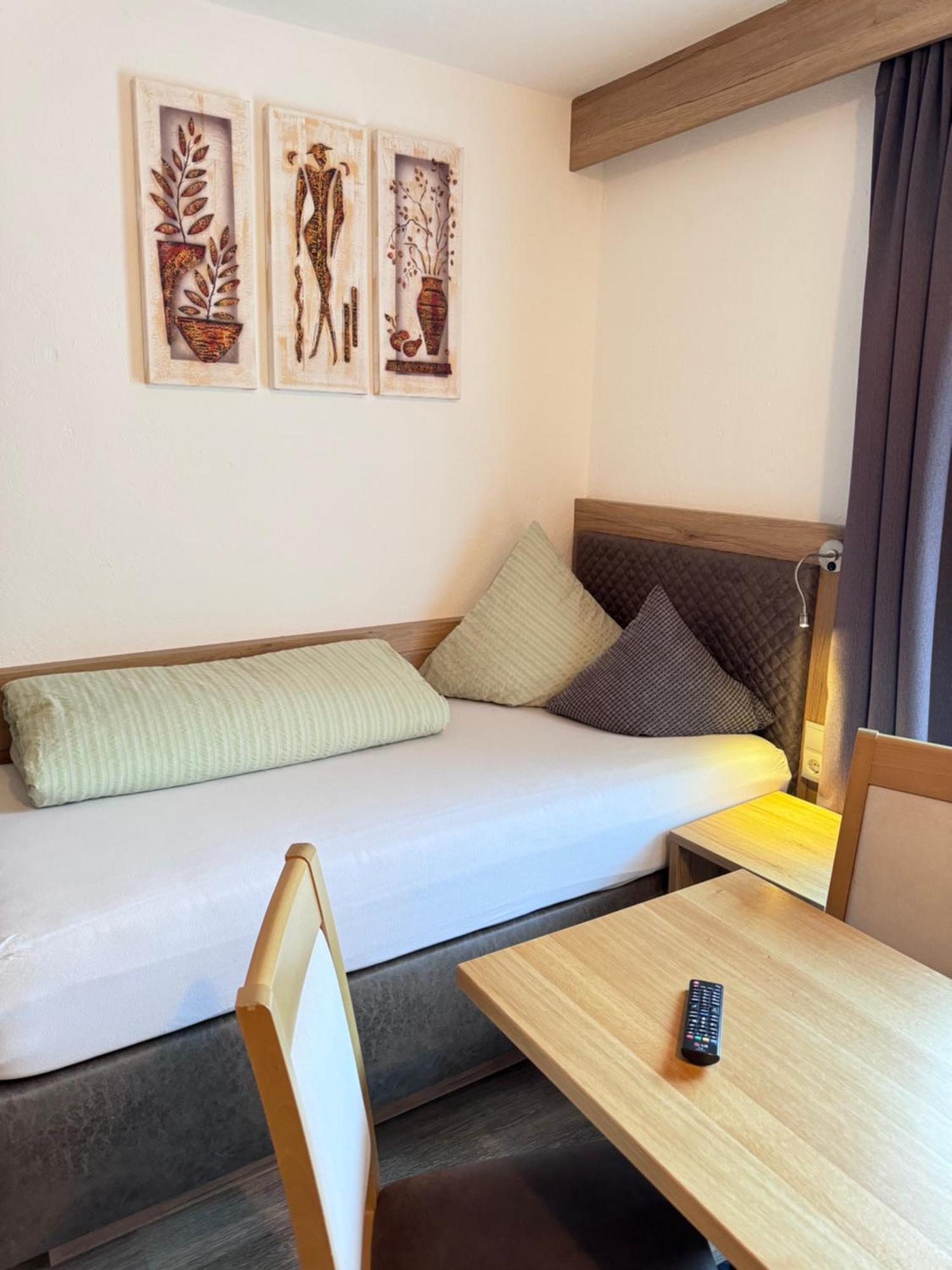 Haus Felsneck Bed & Breakfast Solden Bagian luar foto